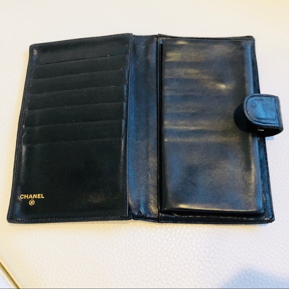 ⭕️SOLD⭕️Authentic Chanel Lambskin Long Wallet - Picture 3 of 8